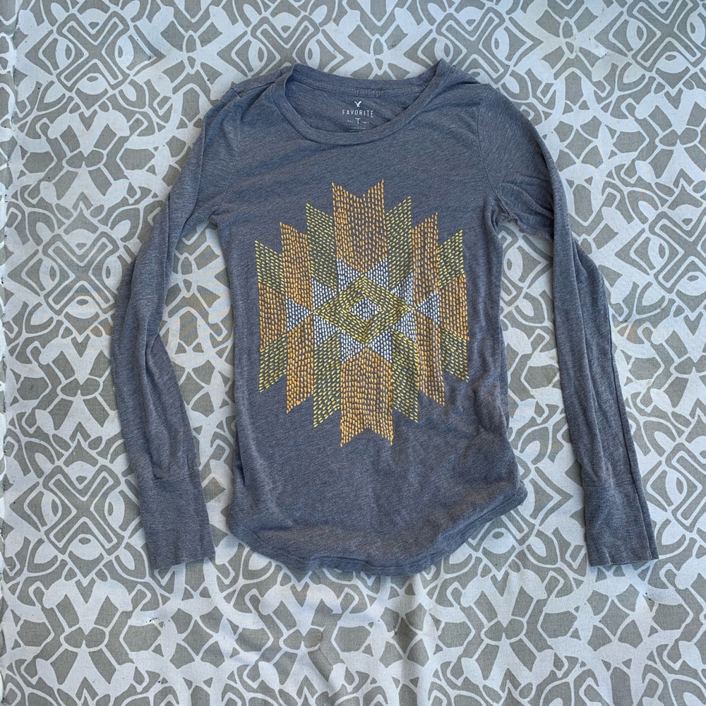 Long sleeve tee American Eagle Outfitters